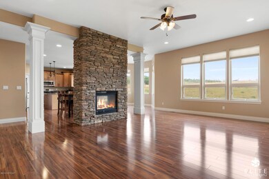 5048 E Fetlock Dr, Wasilla, AK 99654 - photo 6