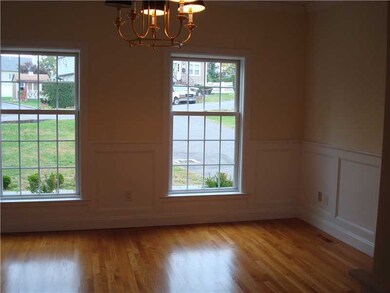 10 Spezzano Dr, Riverside, CT 06878 - photo 7