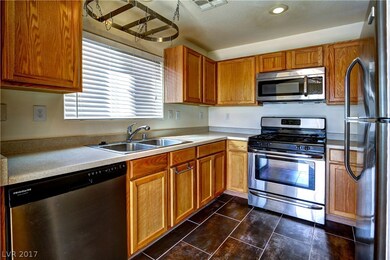 6270 Lapilli Ave, Las Vegas, NV 89139 - photo 6