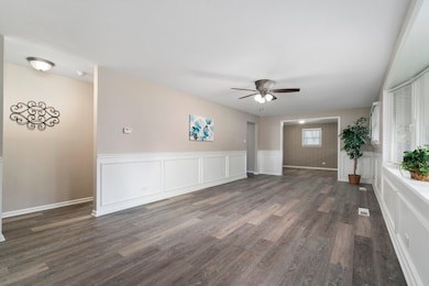 18541 John Ave, Country Club Hills, IL 60478 - photo 4