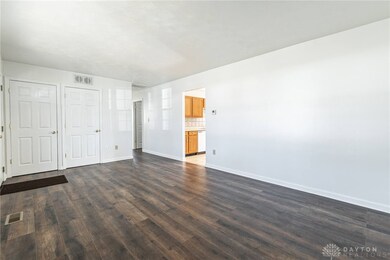 219 Thoreau Ln, Xenia, OH 45385 - photo 7