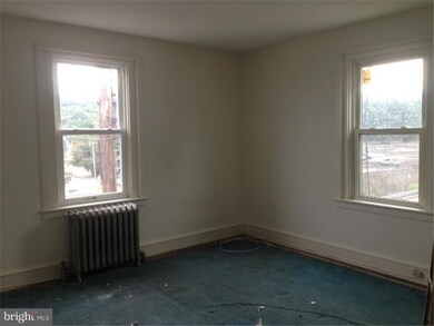 219 W Lancaster Ave unit 3RD FL, Downingtown, PA 19335 - photo 4