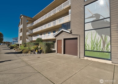 262 Oyhut Bay Blvd SW unit 303, Ocean Shores, WA 98569 - photo 2