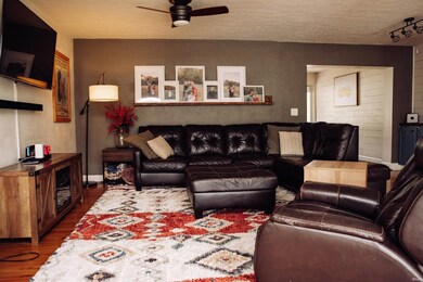 1211 E Prairie Dr, Bloomington, IN 47408 - photo 5