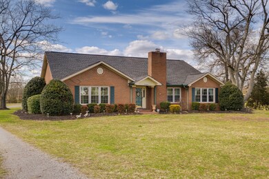 1729 Fairfield Pike, Shelbyville, TN 37160 - photo 4