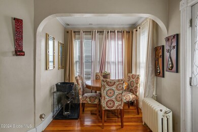 15-web-or-mls-1025-forest-rd