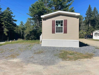 9 3rd St unit 27, Saint Johnsbury, VT 05819 - photo 3