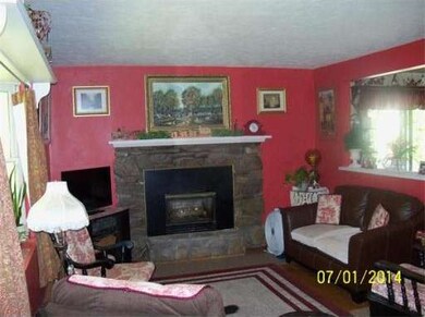 37 Crocker Nye Rd, Oakham, MA 01068 - photo 5