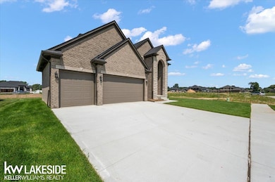 24165 Tullymore Dr, Macomb, MI 48042 - photo 4