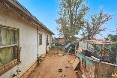 16830 Sunset Dr, Victorville, CA 92395 - photo 5