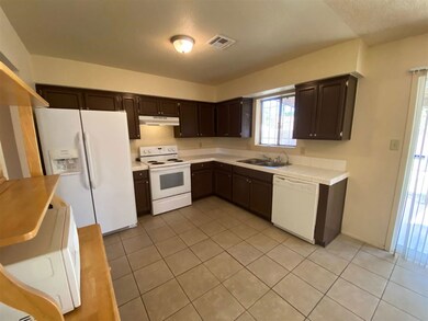 2049 S 46th Way, Yuma, AZ 85364 - photo 4
