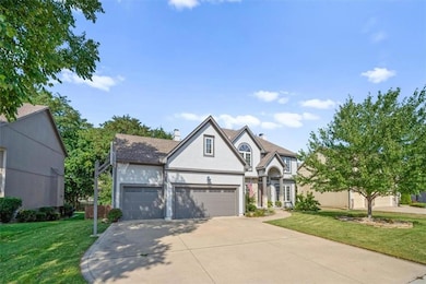 5808 NE Coral Dr, Lees Summit, MO 64064 - photo 4
