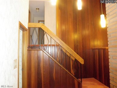 2186 Garden Dr, Wickliffe, OH 44092 - photo 4