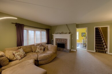34 Wales Rd, Monson, MA 01057 - photo 2