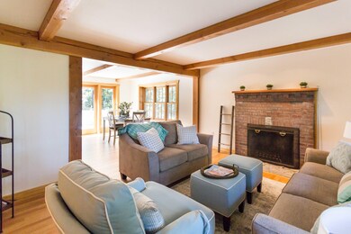 38 Meadow View Rd, Oak Bluffs, MA 02568 - photo 4