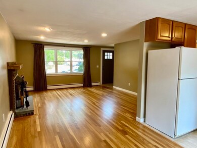 18 Buttercup Ln, Medway, MA 02053 - photo 7