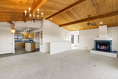 Living Room (2)