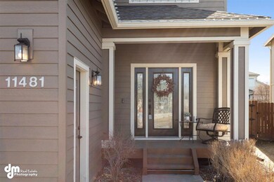 03-External Front_SOPH6478