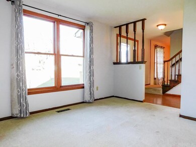 2652 W Woodview Dr, Zanesville, IN 46799 - photo 5