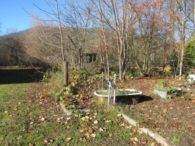 401 Berglund St, Rogue River, OR 97537 - photo 5