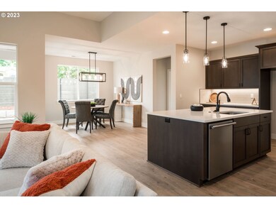 605 SW 49th Dr, Gresham, OR 97080 - photo 5