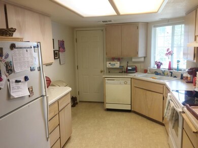 969 Brandi Way, Central Point, OR 97502 - photo 3