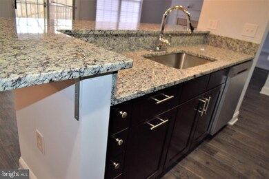 9716 Lake Pointe Ct unit 301, Upper Marlboro, MD 20774 - photo 7