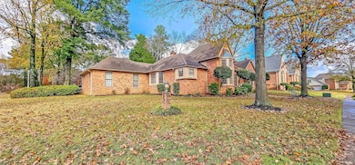 8812 E Plantation Oaks Dr, Cordova, TN 38018 - photo 2