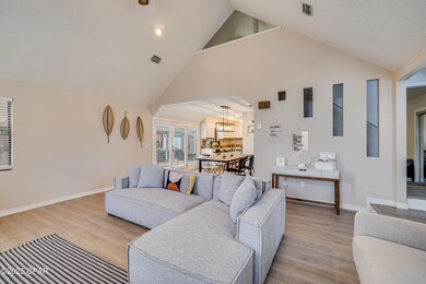 2343 Grand Oaks Ln, Panama City, FL 32408 - photo 4