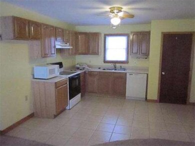 115 Stafford St unit 65, Charlton, MA 01507 - photo 2
