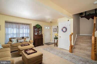 15 Guilford Place, Burlington, NJ 08016 - photo 4
