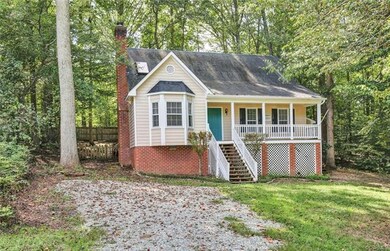 3 bedrooms, 2 full baths, attached storage shed, w