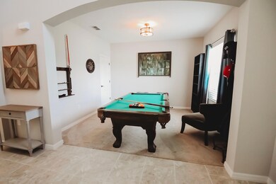 Flex Room