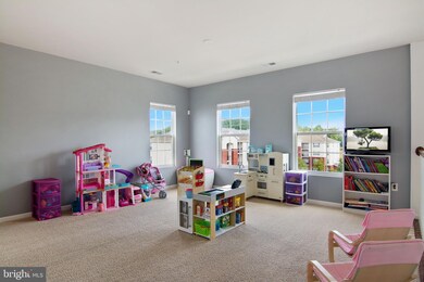 2917 Gilder Way, Dumfries, VA 22026 - photo 4