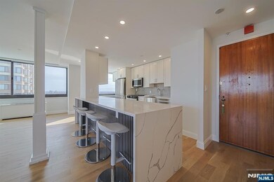 River Ridge unit 19B, Fort Lee, NJ 07024 - photo 4