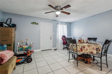 #3504 back living area