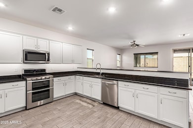 17466 W Echo Ln, Waddell, AZ 85355 - photo 4