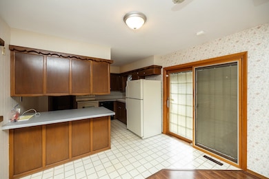 1229 N Dunsworth Ave, Wichita, KS 67212 - photo 7