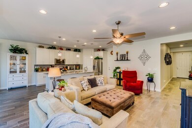 9902 E Kinetic Dr, Mesa, AZ 85212 - photo 6