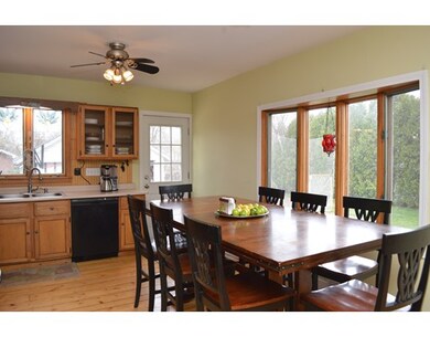 25 Cleveland Ave, Westfield, MA 01085 - photo 5