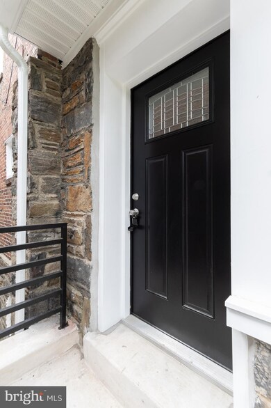 906 Whitby Ave, Lansdowne, PA 19050 - photo 4