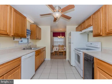 309 Dale Ln, Williamstown, NJ 08094 - photo 4