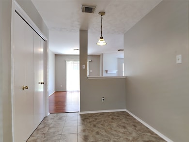 8522 Woodcamp Dr, Houston, TX 77088 - photo 4