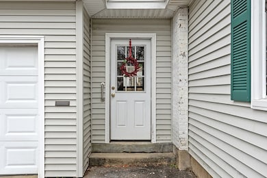 3 Cross St, Gardner, MA 01440 - photo 4