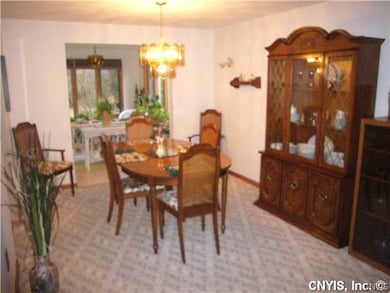 Dining Room Combination Dining/Livingroom