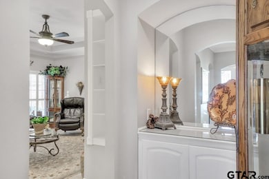 1105 Laurelwood Dr, Tyler, TX 75703 - photo 7