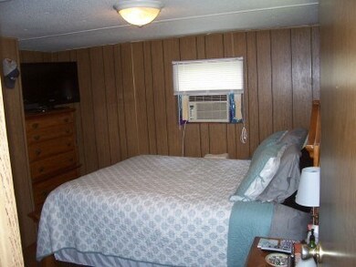 828 Skeenah Rd, Franklin, NC 28734 - photo 7