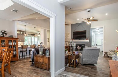 1005 S Denton St, Gainesville, TX 76240 - photo 5