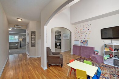207 Finch Ct-9