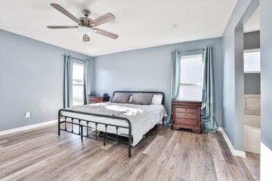 [6]-Primary-Bedroom
